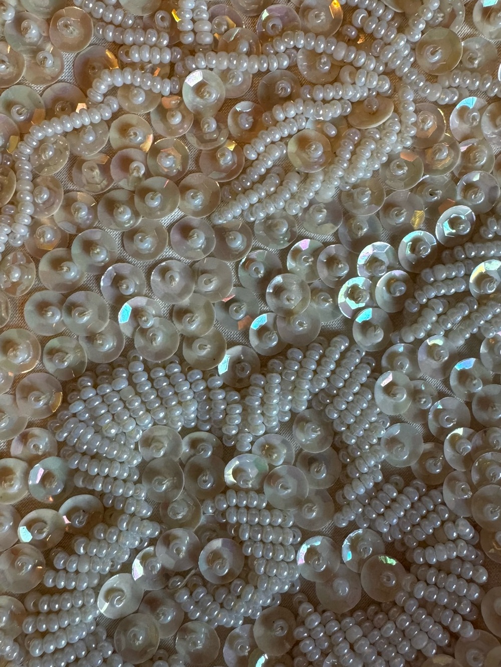 Vintage Sequin Embellished Ivory Bridal Mini Clutch with Gold Chain - Picture 4 of 5